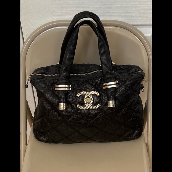 Chanel handbag. - Picture 11 of 15